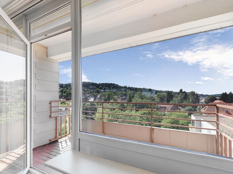 Endlich wieder eine 4-Zimmer-Wohnung! Stadtnah mit Balkon und TG-Platz!